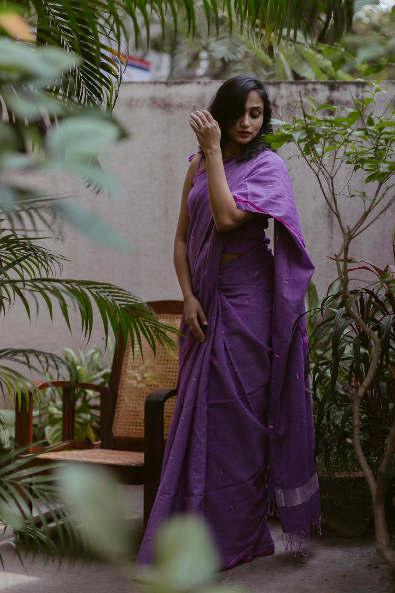 Authentic Bengal Jamdani saree in lavender cotton weave varsaaedit