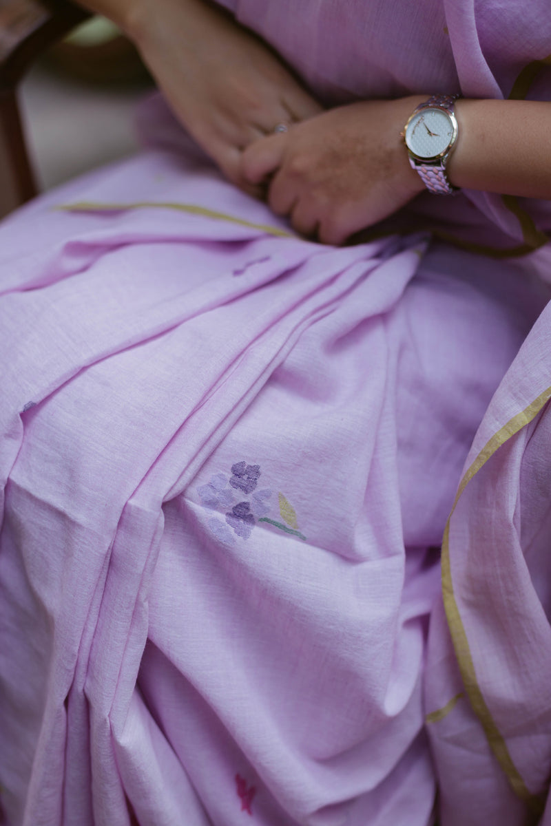 Traditional handwoven lavender floral jamdani cotton saree