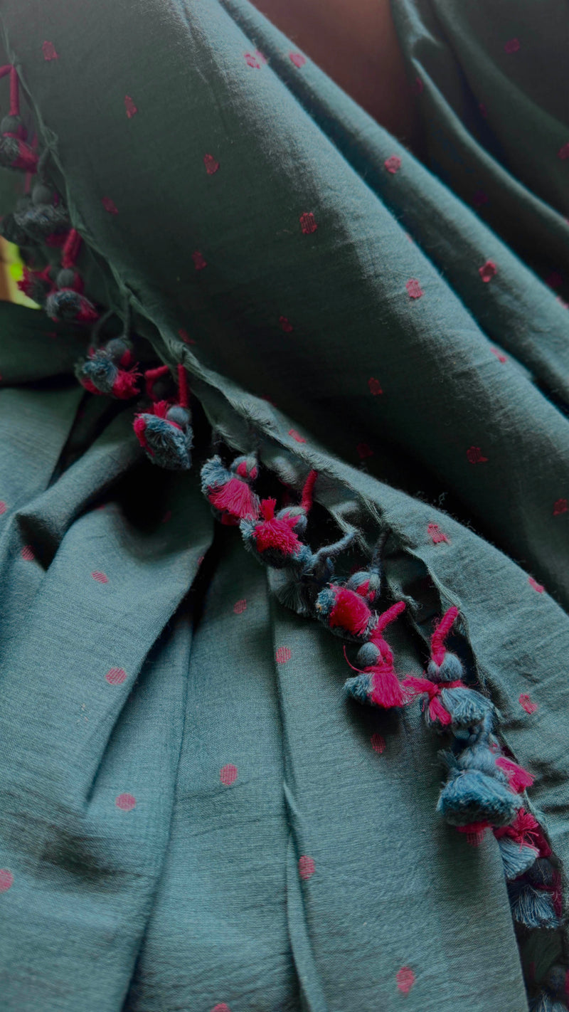 VarsaaEdit Jamdani Handloom Cotton Saree – green base with subtle red dot motifs, lightweight and breathable